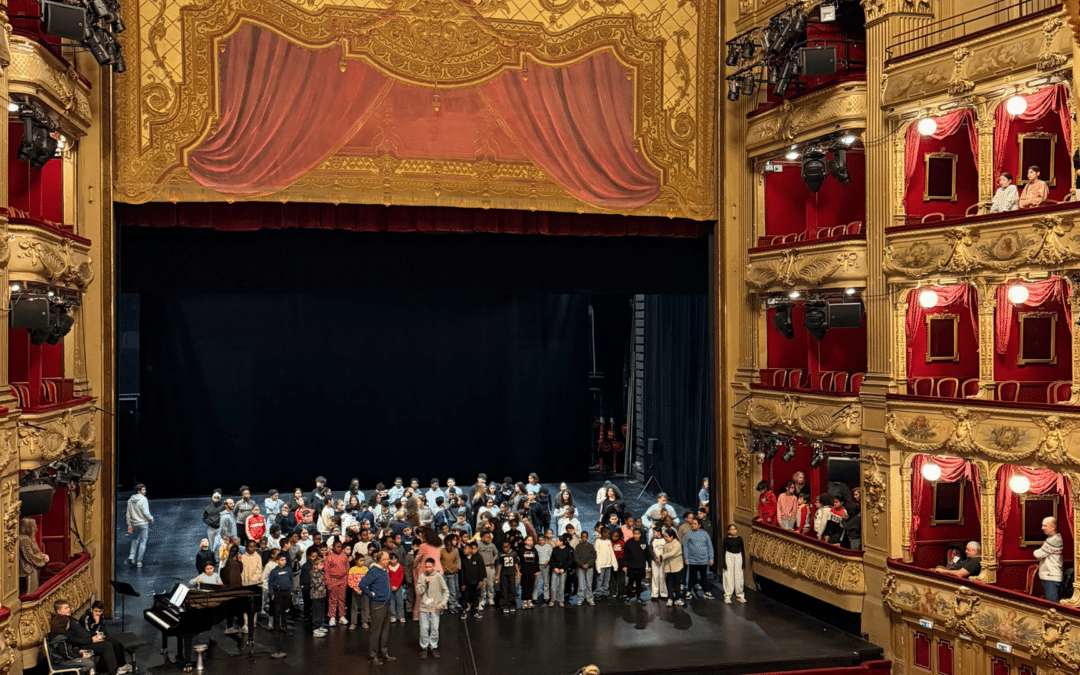 A strong and emotional moment, which already gives a taste of the intensity of the final performance.